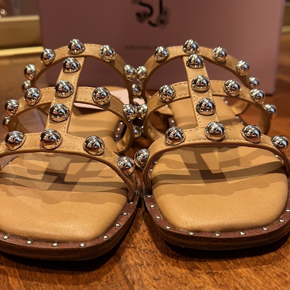 Sincerely Jules Ventura Tan Studded Gladiator Sandals Silver Ball Tan Slides 7.5 - Picture 17 of 17